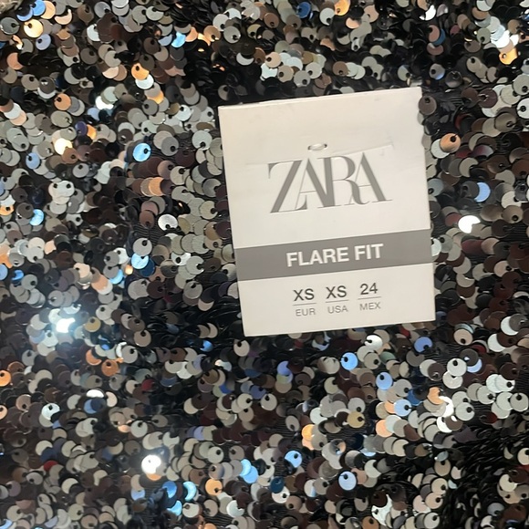 Zara pewter sequin high rise flares- party pants - Picture 5 of 11